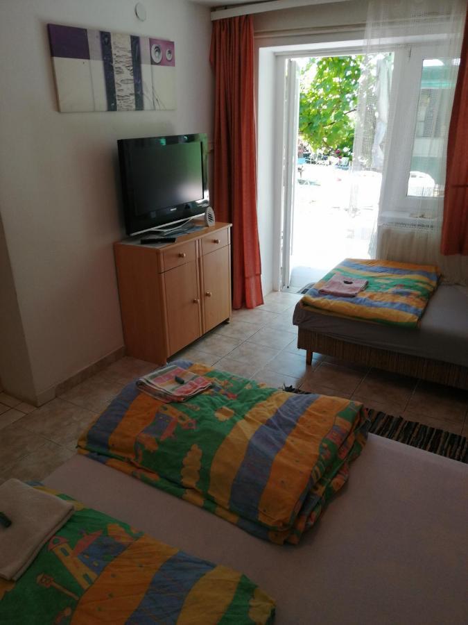 Kekturas-Tora Nyilo Badacsonyi Privat Berlemeny Appartement Badacsonytomaj Buitenkant foto