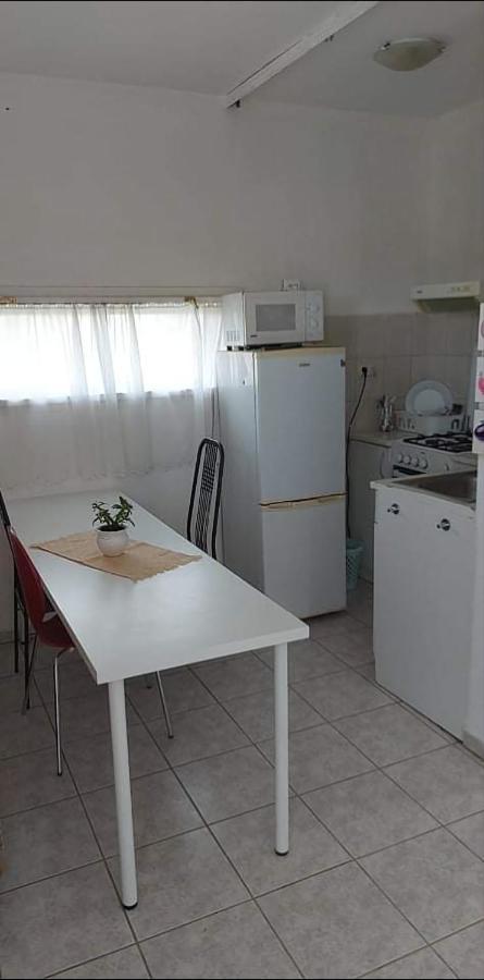 Kekturas-Tora Nyilo Badacsonyi Privat Berlemeny Appartement Badacsonytomaj Buitenkant foto