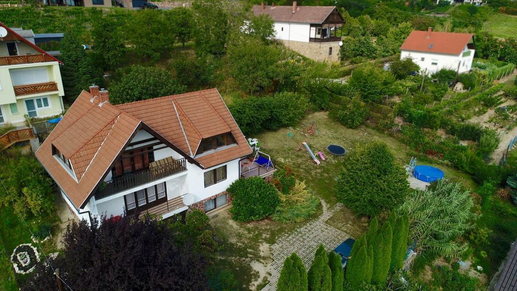 Kekturas-Tora Nyilo Badacsonyi Privat Berlemeny Appartement Badacsonytomaj Buitenkant foto